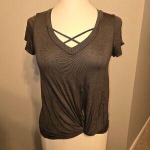 Bobeau v-neck twist hem top in charcoal XS